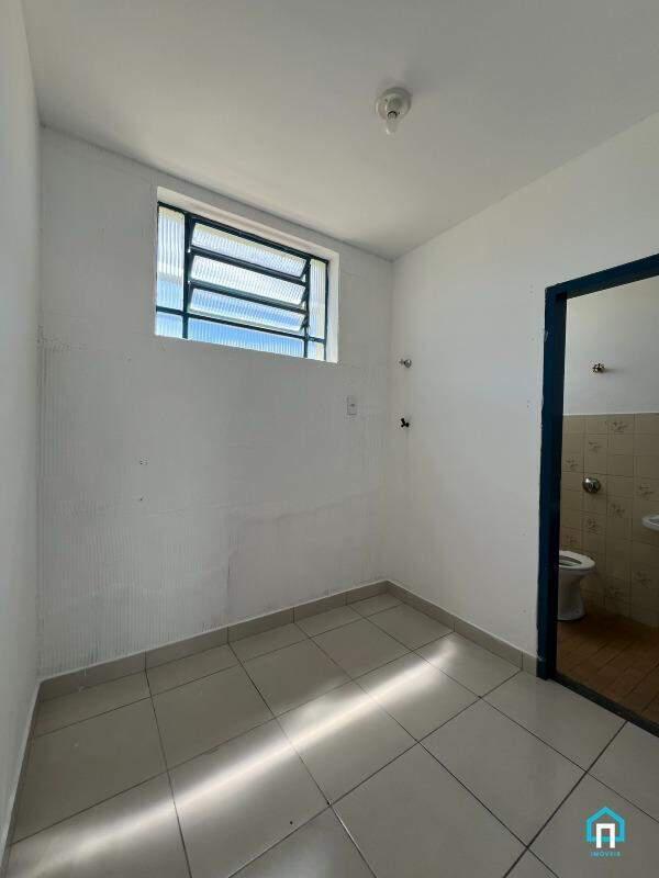 Andar, Centro, 0 Quarto, 0 Vaga