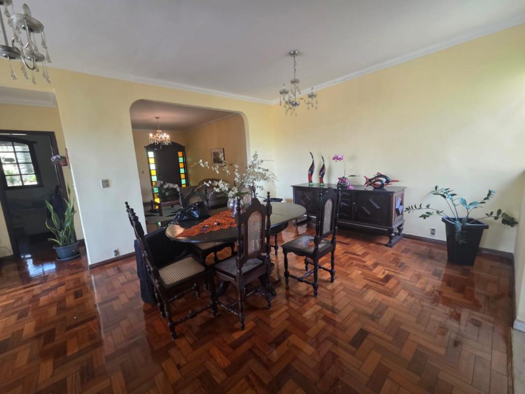 Casa, Novo Progresso, 6 Quartos, 2 Vagas, 1 Suíte