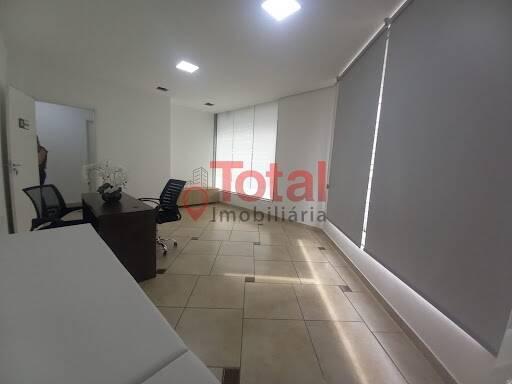 Sala, Surinan, 0 Quarto, 0 Vaga