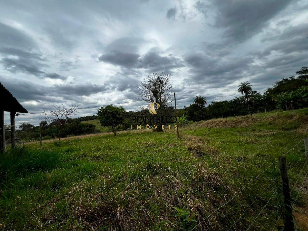 Fazenda, Universitário, 4 Quartos, 3 Vagas, 1 Suíte
