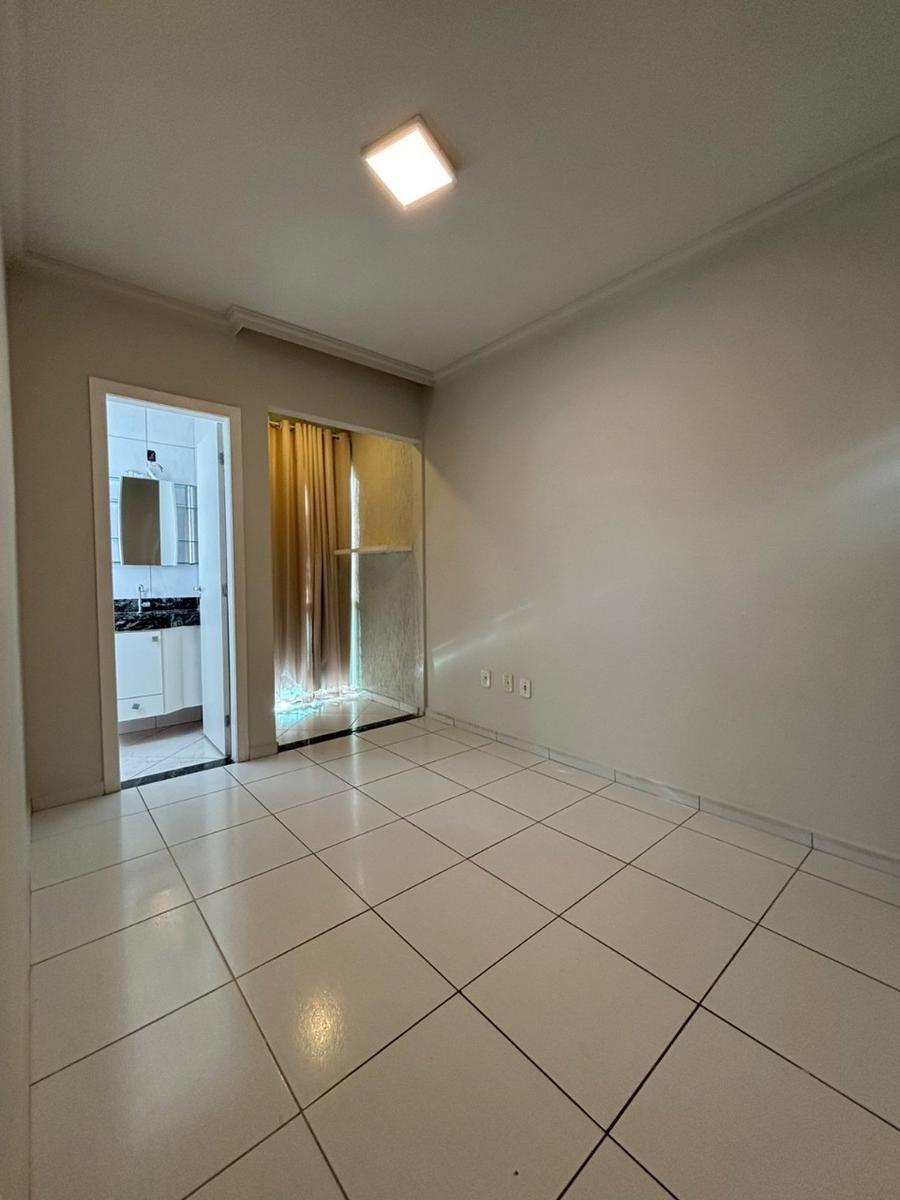 Casa, Jardim Leblon, 2 Quartos, 2 Vagas, 2 Suítes