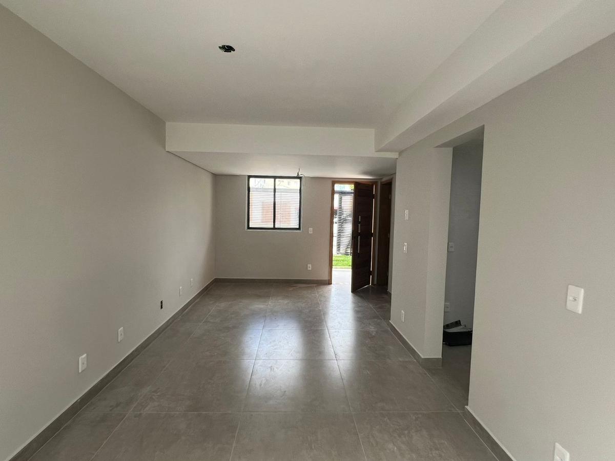 Casa, Planalto, 3 Quartos, 2 Vagas, 1 Suíte