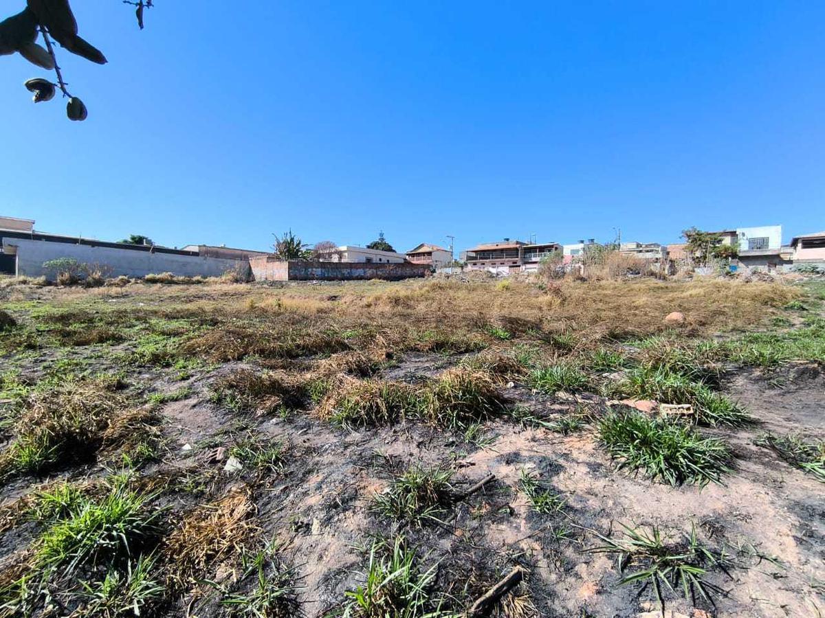 Lote, Pedra Azul, 0 Quarto, 0 Vaga