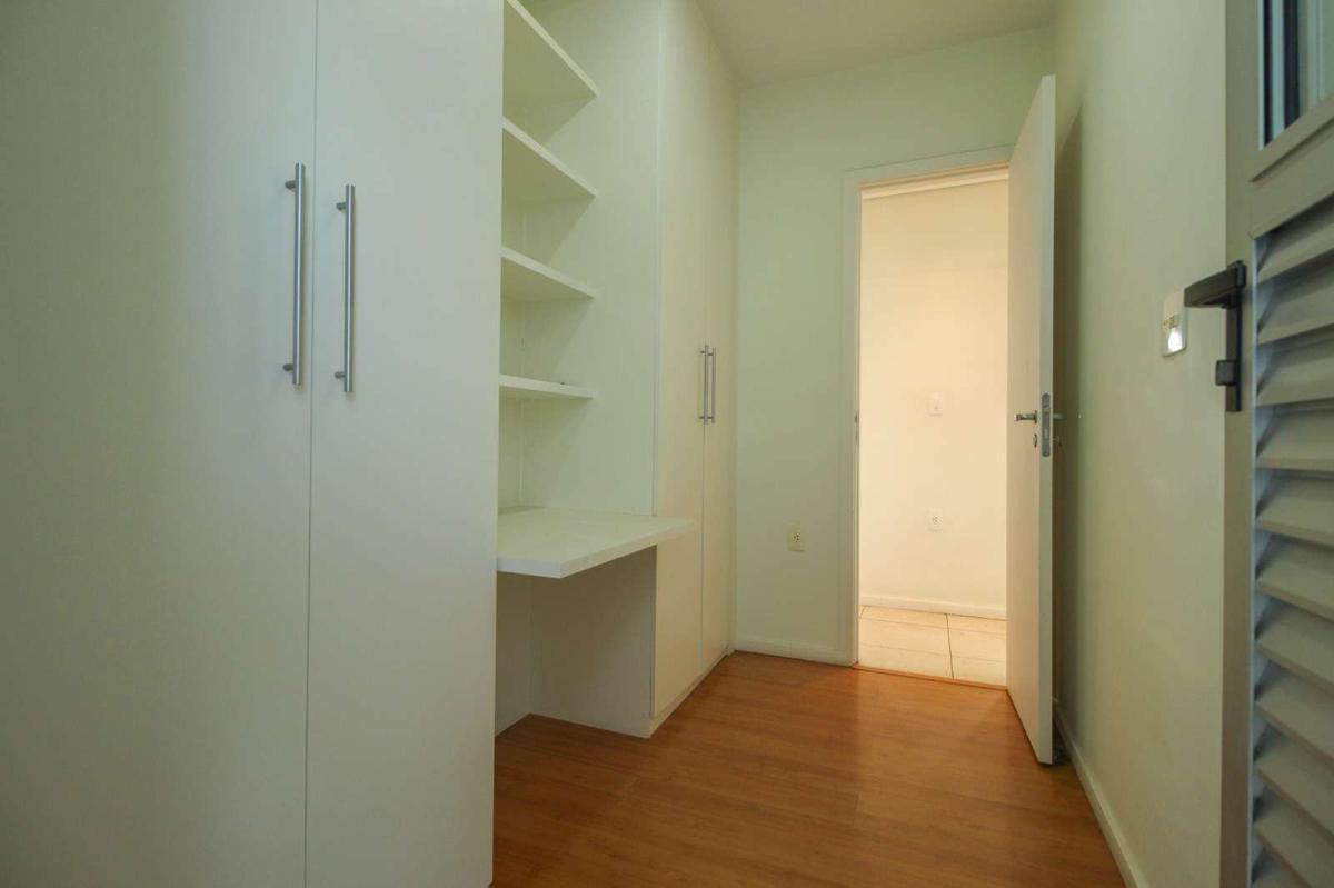 Cobertura, Funcionários, 4 Quartos, 3 Vagas, 1 Suíte