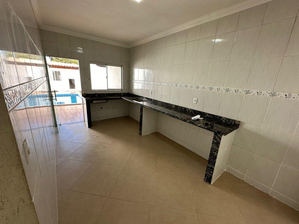 Casa, Masterville, 2 Quartos, 1 Vaga