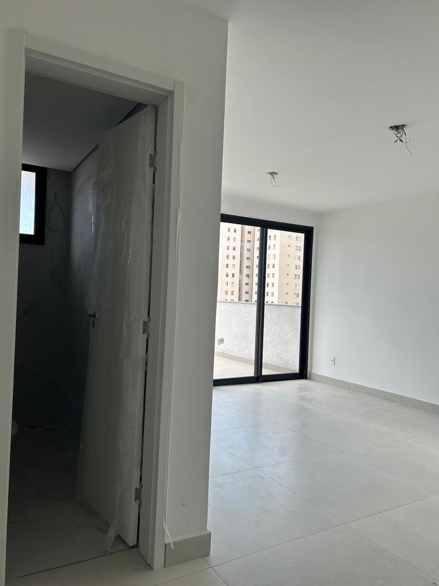 Cobertura, Sagrada Família, 4 Quartos, 2 Vagas, 1 Suíte