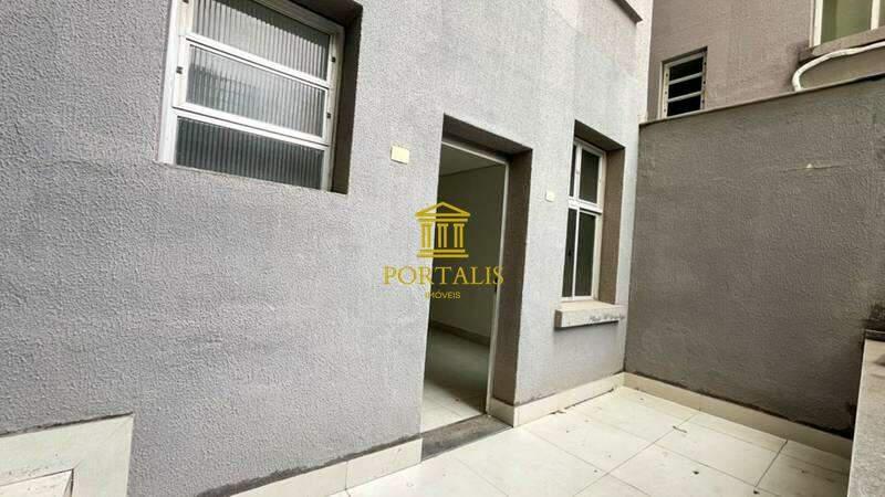 Apartamento, Centro, 2 Quartos, 0 Vaga, 1 Suíte