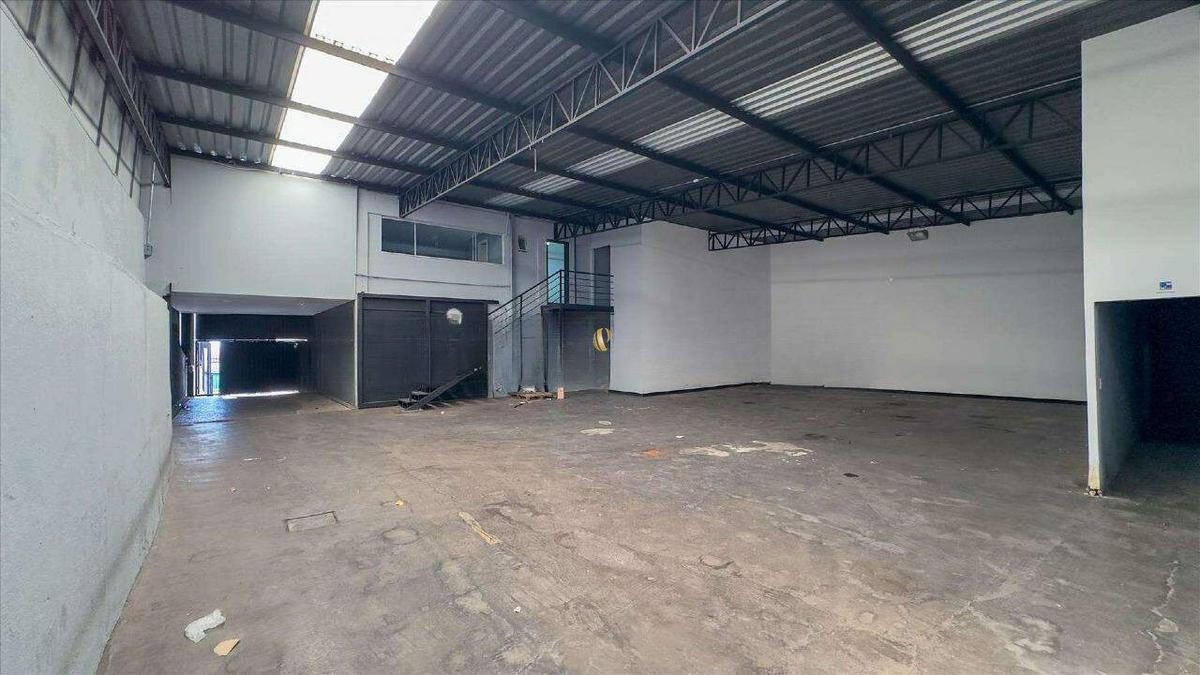 Andar, Estoril, 0 Quarto, 20 Vagas