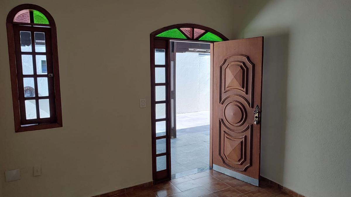 Casa, Piratininga (venda Nova), 3 Quartos, 5 Vagas, 1 Suíte