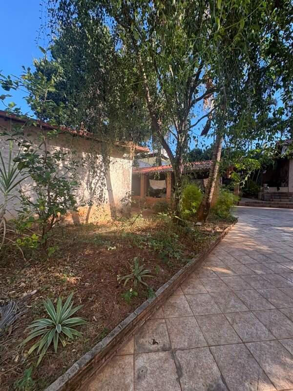 Casa, Betânia, 4 Quartos, 2 Vagas, 2 Suítes
