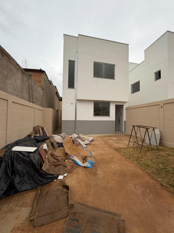 Casa, Serra Dourada, 3 Quartos, 2 Vagas