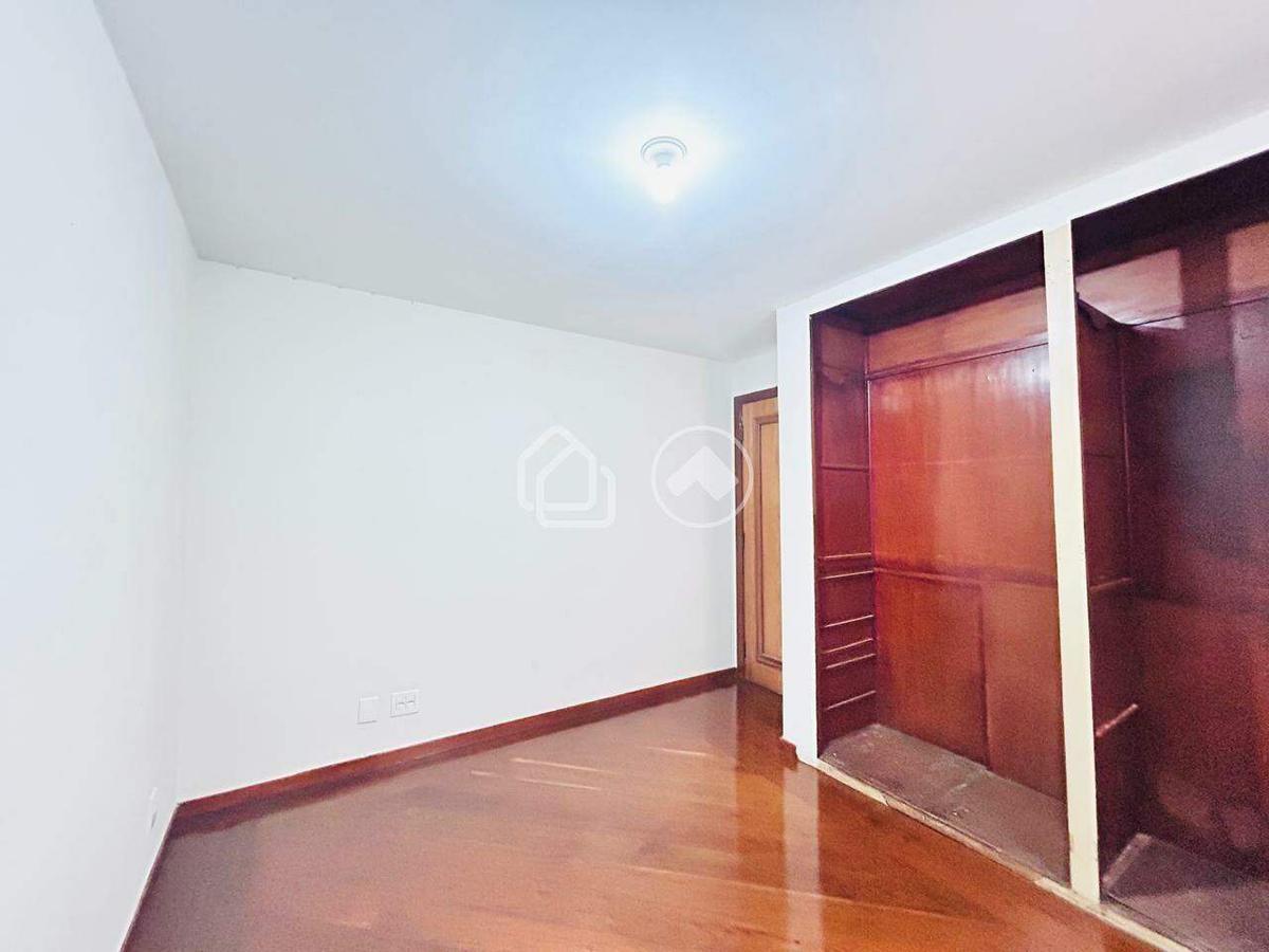 Casa, Santa Teresa, 8 Quartos, 6 Vagas, 2 Suítes