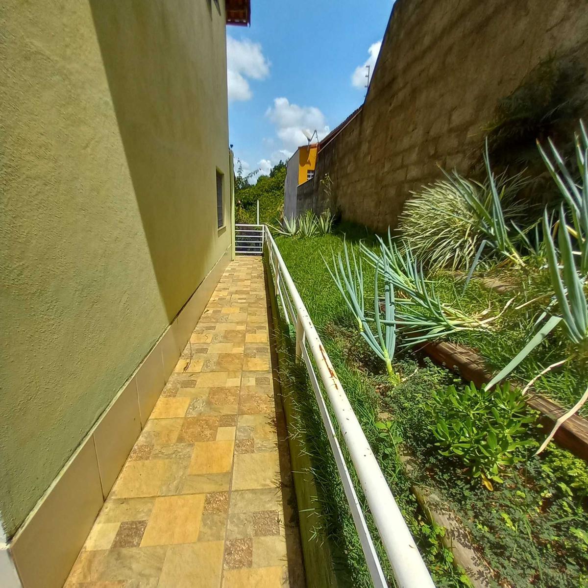 Casa, Santa Terezinha, 3 Quartos, 2 Vagas, 1 Suíte