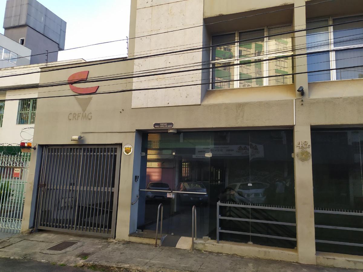 Prédio, Floresta, 0 Quarto, 8 Vagas