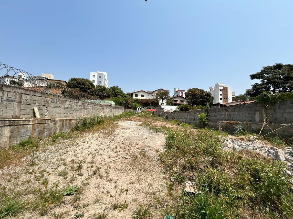 Lote, Planalto, 0 Quarto, 0 Vaga