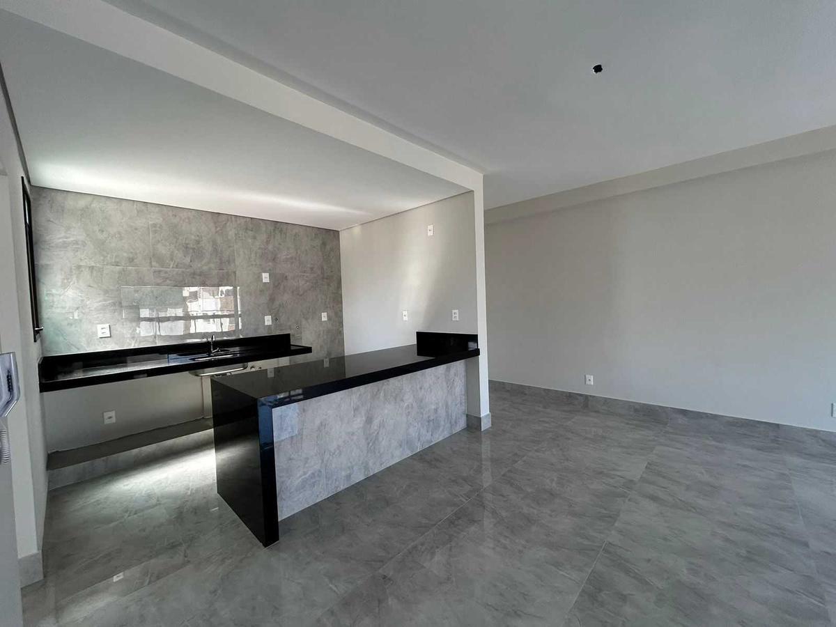 Apartamento, Castelo, 4 Quartos, 2 Vagas, 2 Suítes