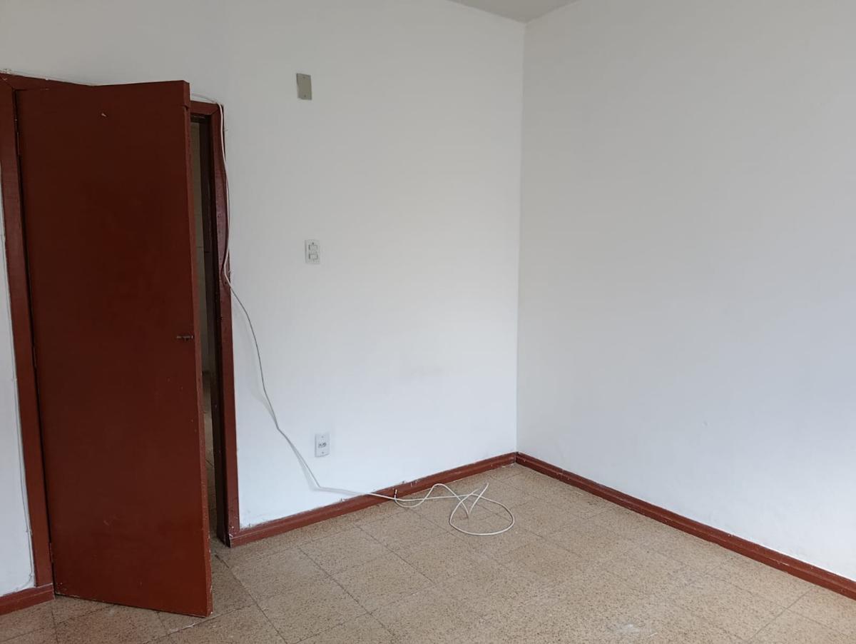 Casa, Jardim Montanhês, 1 Quarto, 0 Vaga