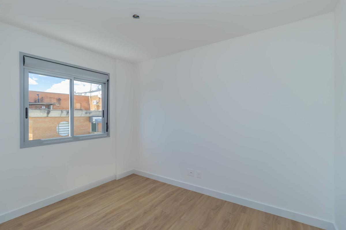 Apartamento, Sagrada Família, 3 Quartos, 2 Vagas, 1 Suíte