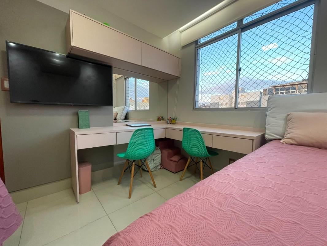 Cobertura, Jardim Riacho das Pedras, 4 Quartos, 2 Vagas, 1 Suíte