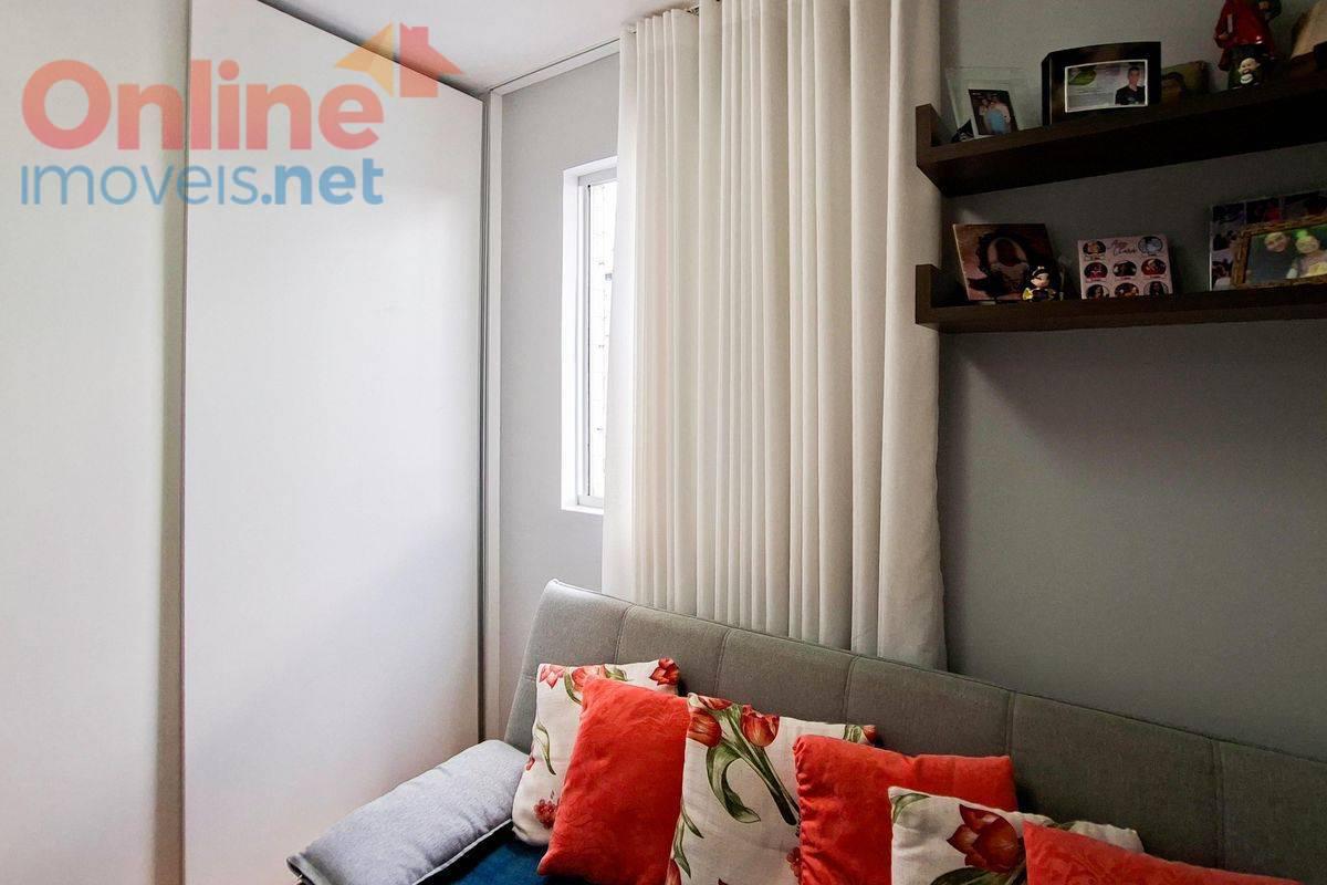 Apartamento, Sagrada Família, 3 Quartos, 0 Vaga, 2 Suítes