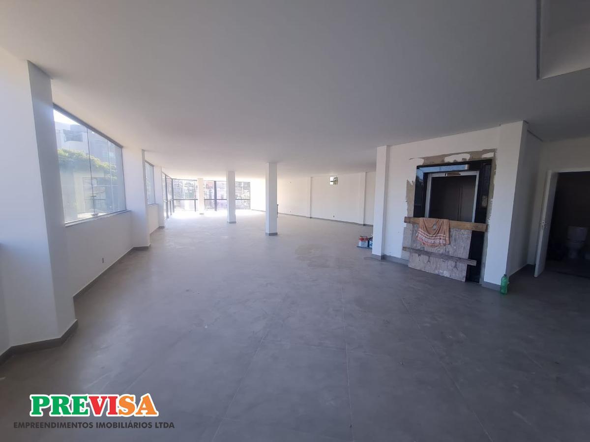 Galpão, Floresta, 0 Quarto, 10 Vagas