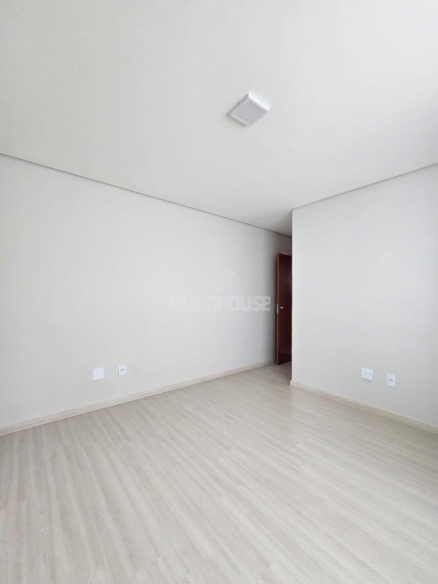 Apartamento, Santa Mônica, 2 Quartos, 0 Vaga, 2 Suítes