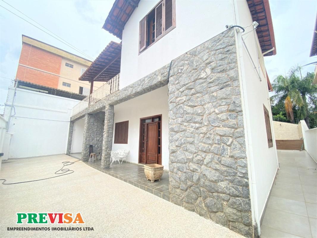 Casa, Sagrada Família, 4 Quartos, 6 Vagas, 1 Suíte