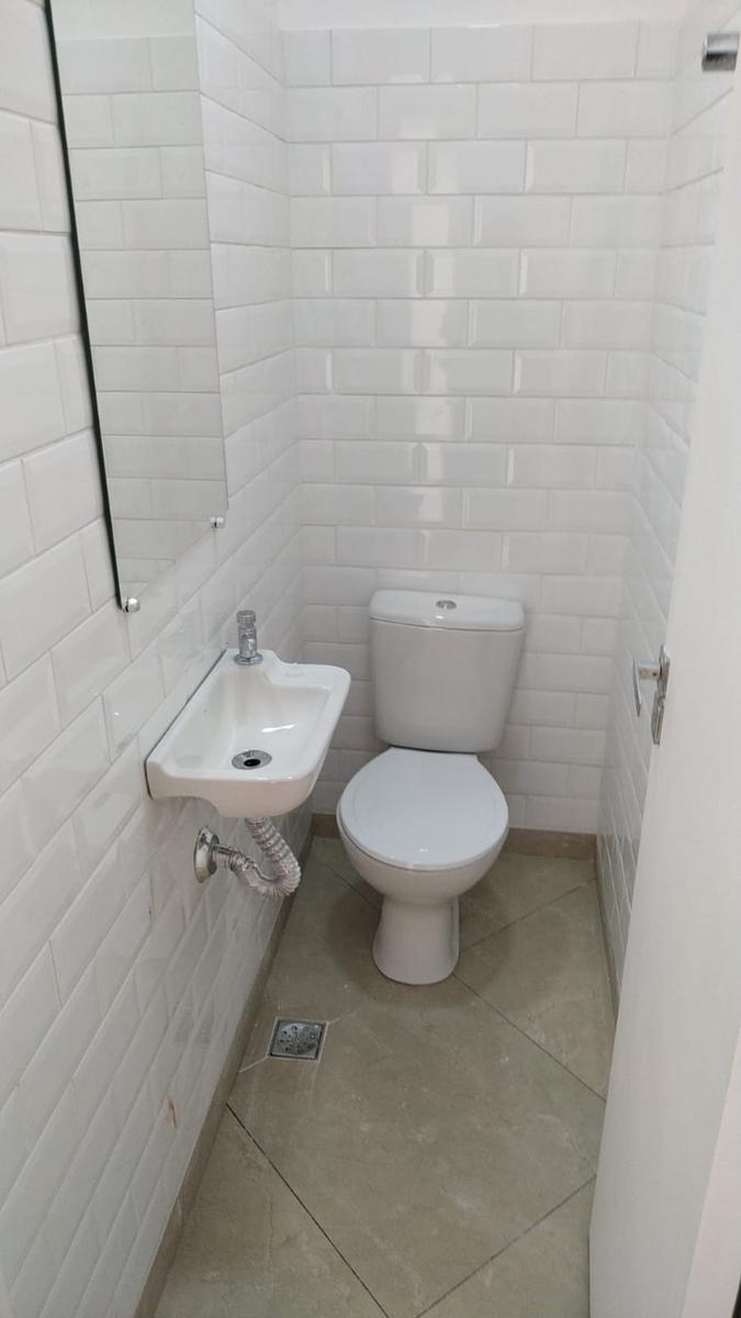 Casa Comercial, Barro Preto, 8 Quartos, 4 Vagas