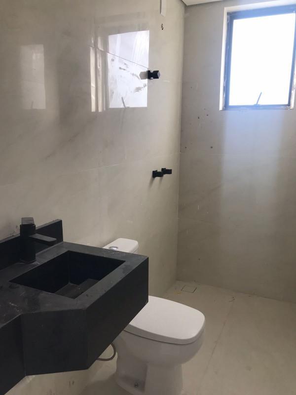 Cobertura, Santa Cruz, 4 Quartos, 2 Vagas, 1 Suíte