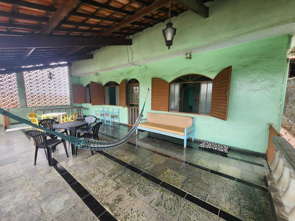 Casa, Novo Glória, 4 Quartos, 2 Vagas, 1 Suíte