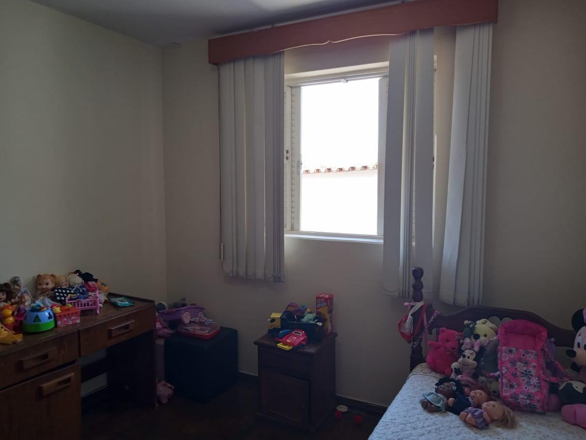 Casa, Cachoeirinha, 3 Quartos, 2 Vagas, 1 Suíte