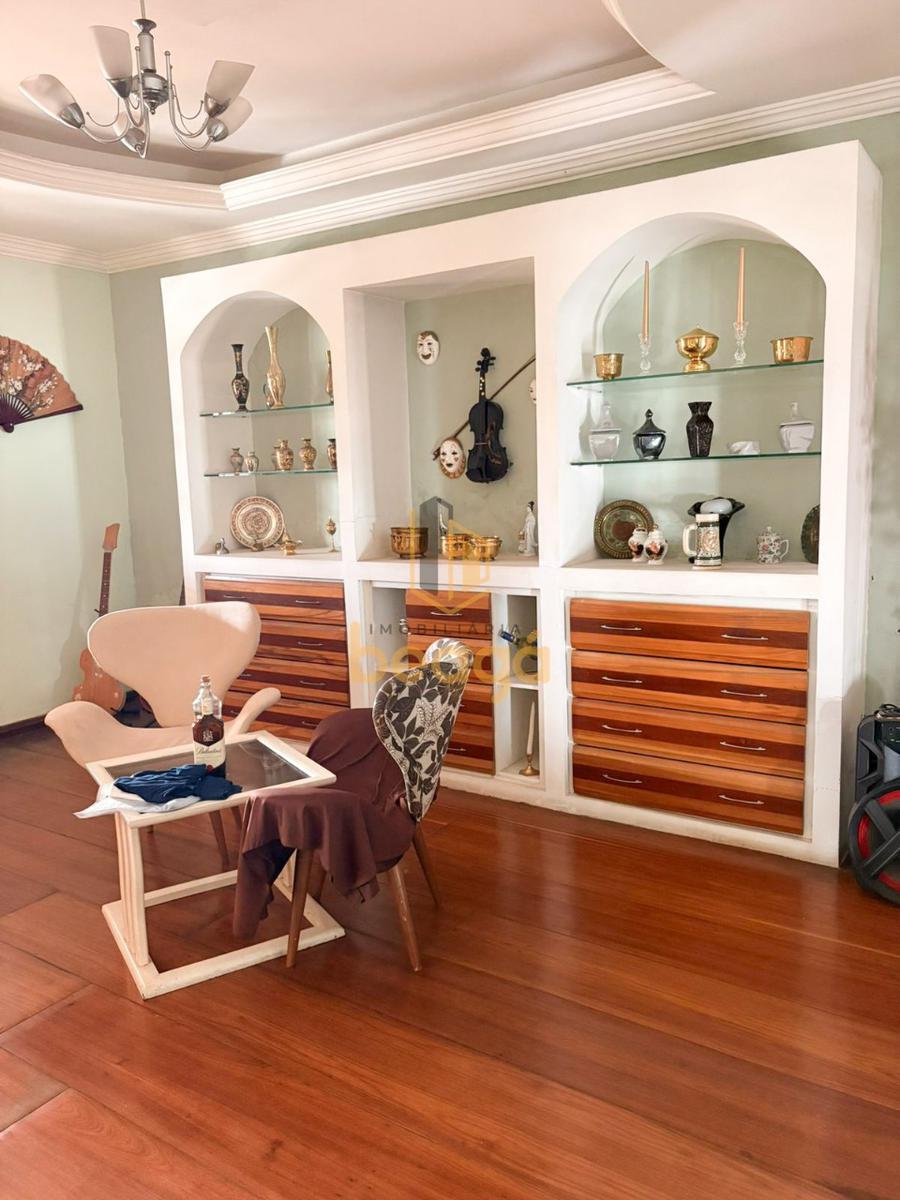 Casa, Camargos, 3 Quartos, 4 Vagas, 2 Suítes