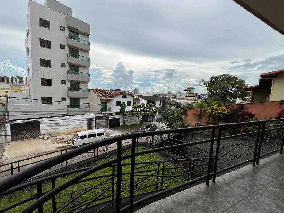 Casa, Jardim Riacho das Pedras, 4 Quartos, 3 Vagas, 1 Suíte