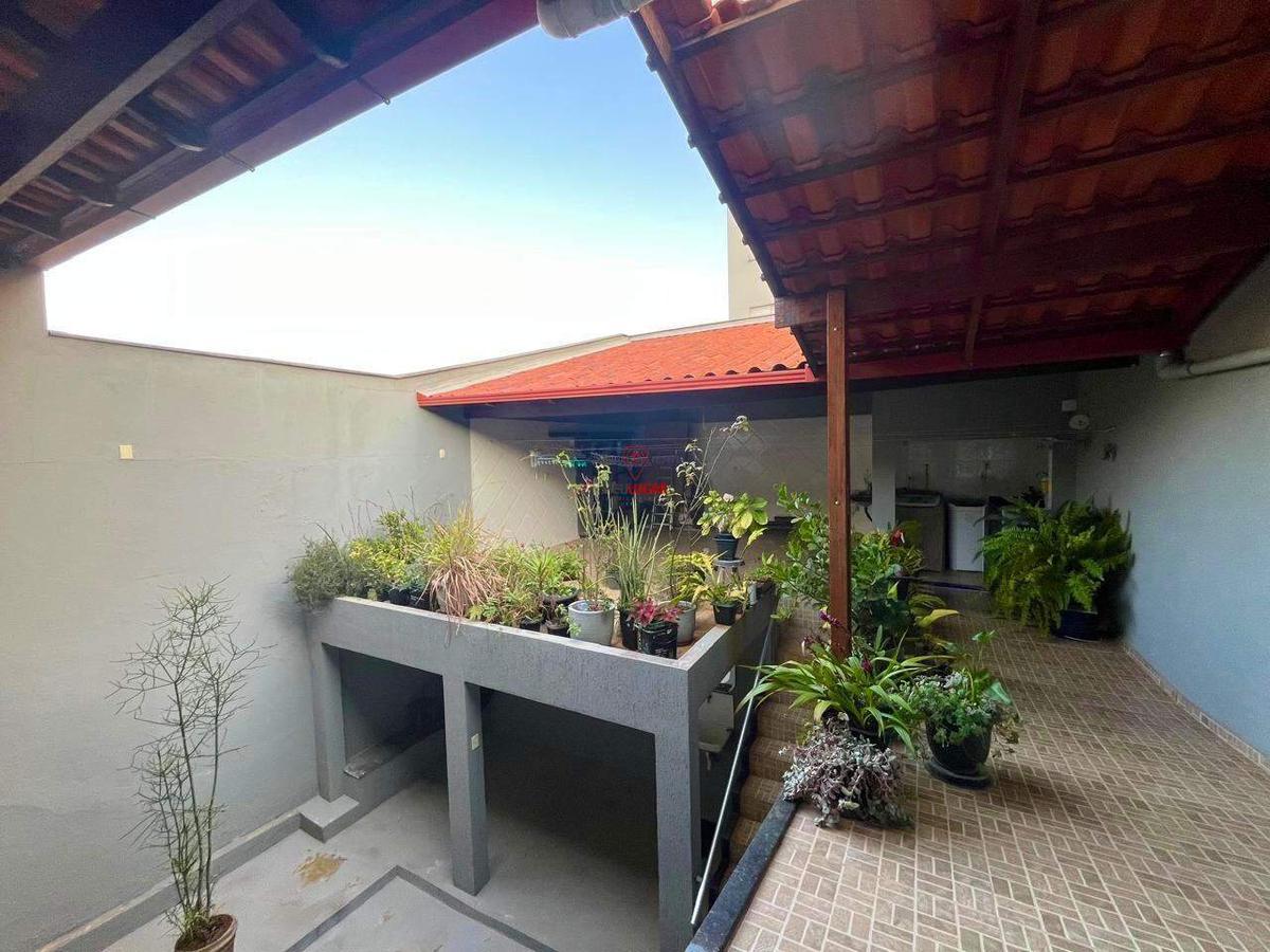 Casa, Teixeira Dias, 3 Quartos, 3 Vagas, 1 Suíte