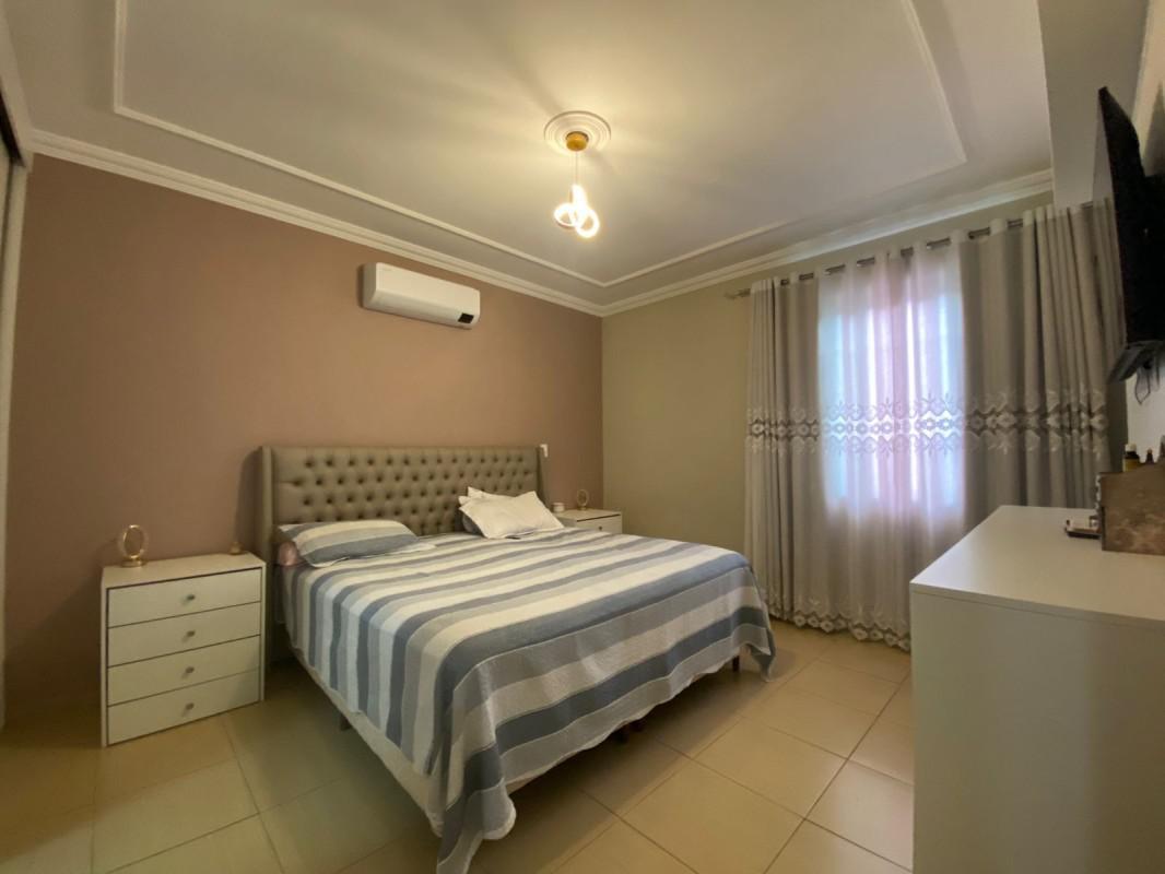 Casa, Tirol, 3 Quartos, 3 Vagas, 1 Suíte