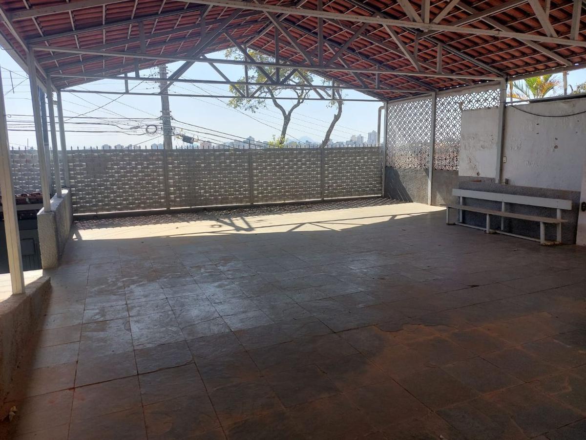 Casa, Concórdia, 3 Quartos, 4 Vagas, 1 Suíte