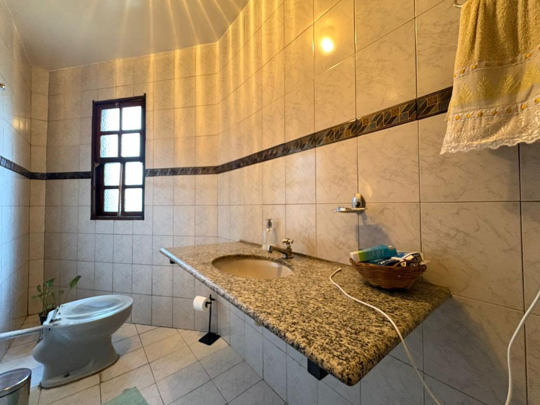 Casa, Dona Clara, 3 Quartos, 4 Vagas, 1 Suíte