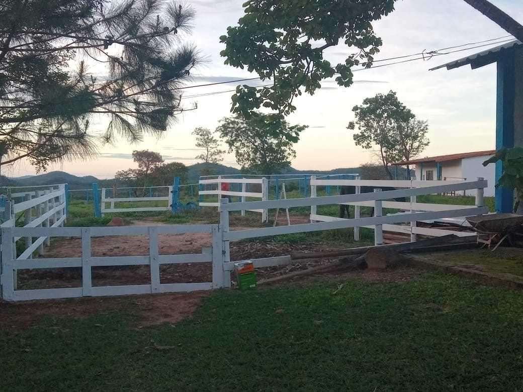 Fazenda, Urucuia, 3 Quartos, 0 Vaga, 1 Suíte