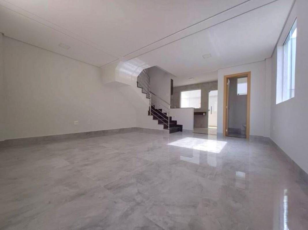 Casa, Itapoã, 3 Quartos, 2 Vagas, 1 Suíte