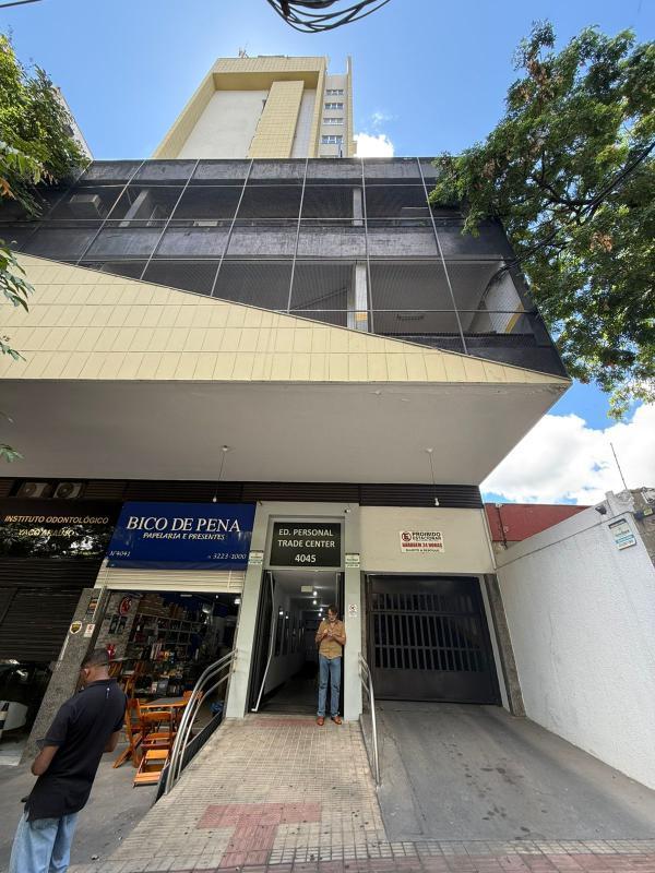 Garagem, Funcionários, 0 Quarto, 54 Vagas