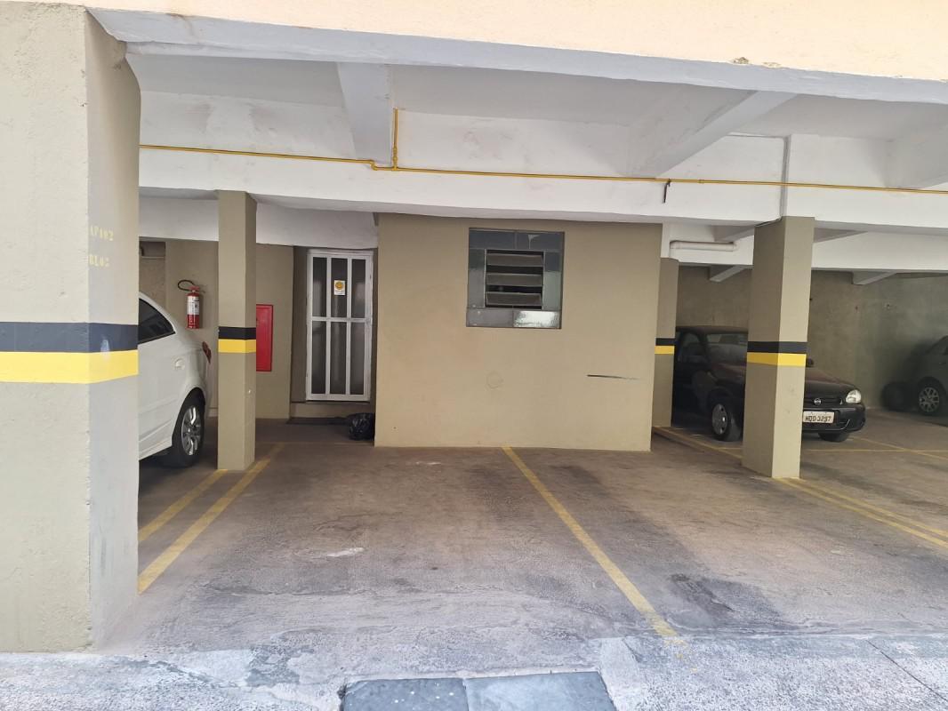 Apartamento, Sagrada Família, 2 Quartos, 1 Vaga, 1 Suíte