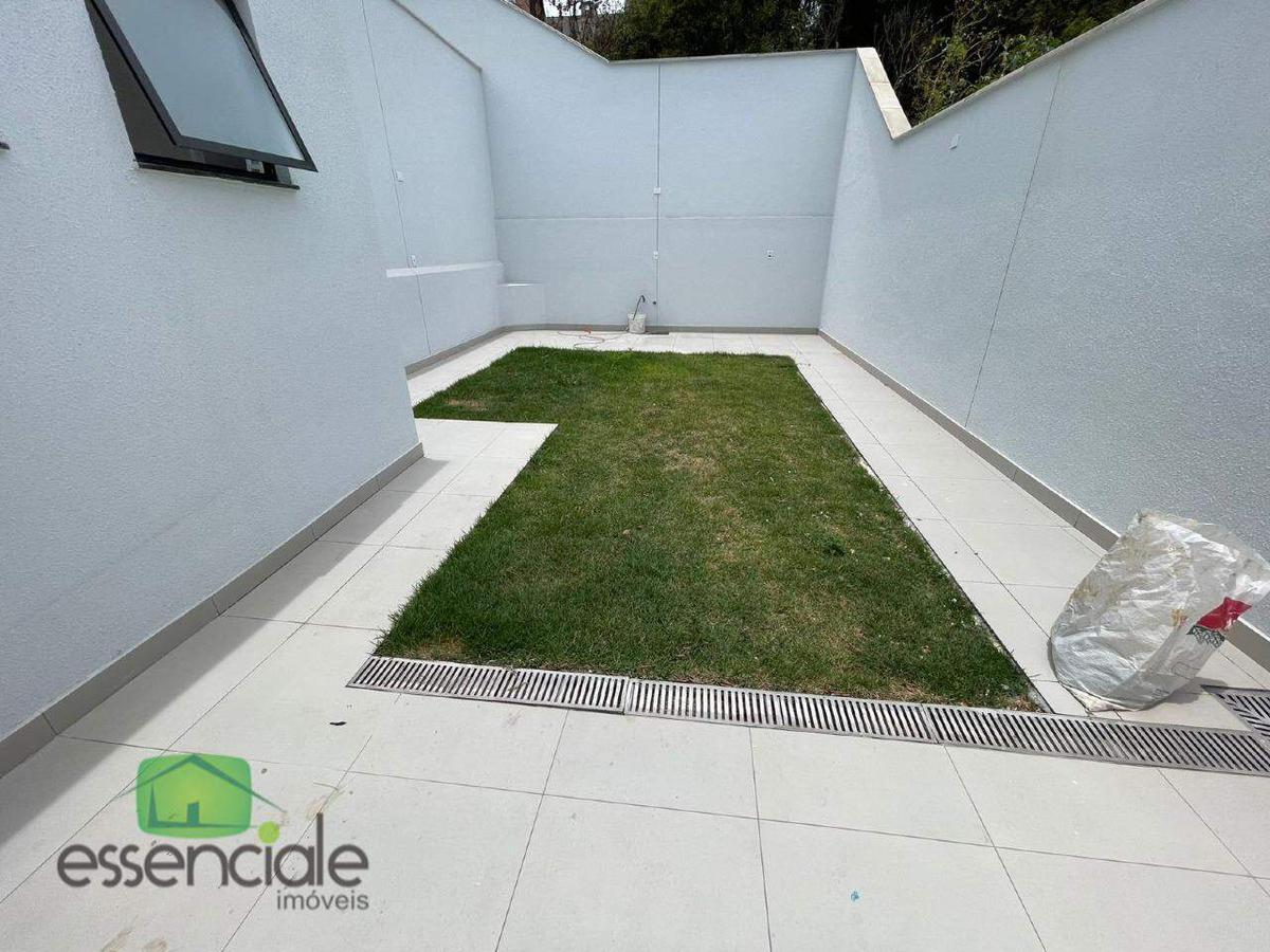 Casa, Europa, 3 Quartos, 3 Vagas, 1 Suíte