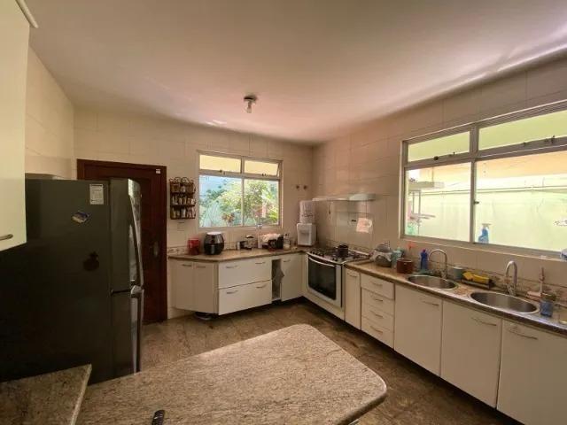 Casa, Castelo, 4 Quartos, 5 Vagas, 1 Suíte