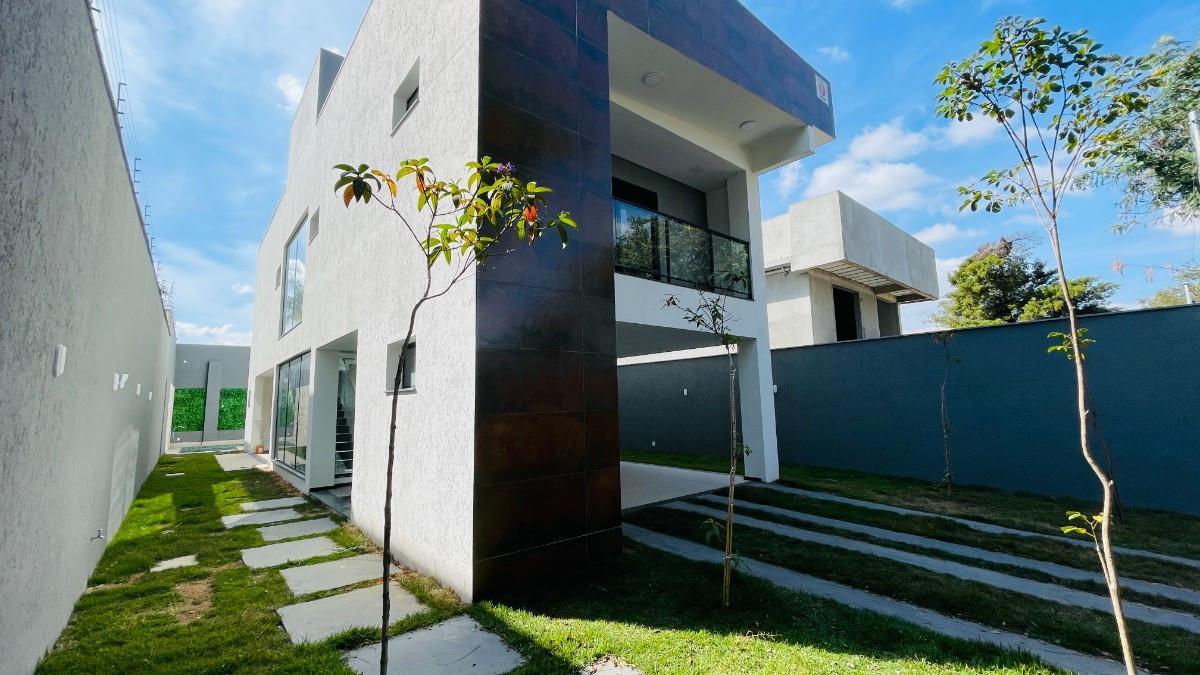 Casa, Trevo, 4 Quartos, 4 Vagas, 3 Suítes