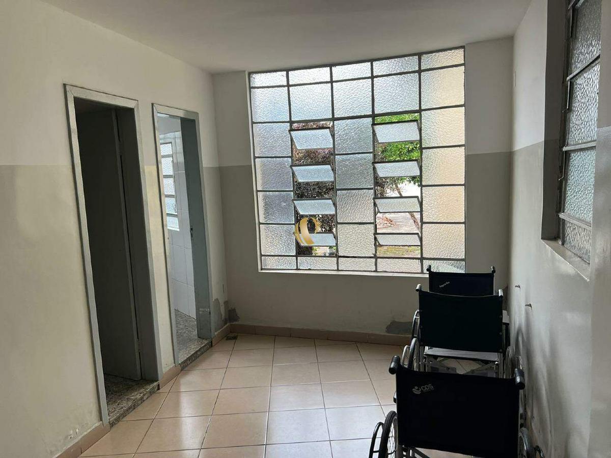 Prédio, Centro, 0 Quarto, 0 Vaga