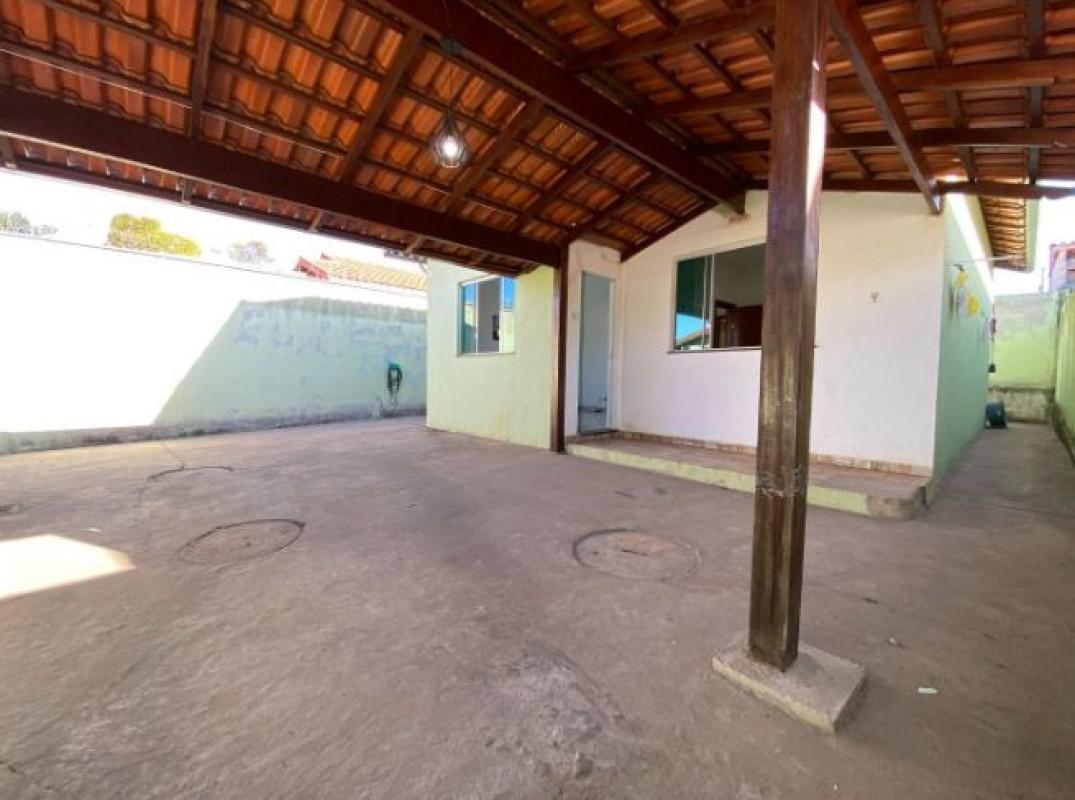 Casa, Bom Jardim, 2 Quartos, 3 Vagas