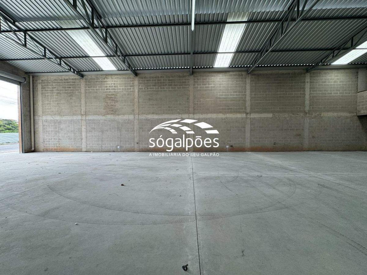 Galpão, Europa, 4 Vagas