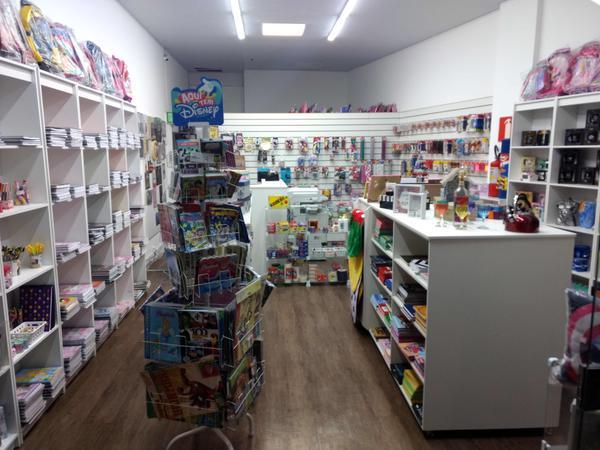 Vendo Papelaria e Presentes Toda Montada, Ótimo Preço!