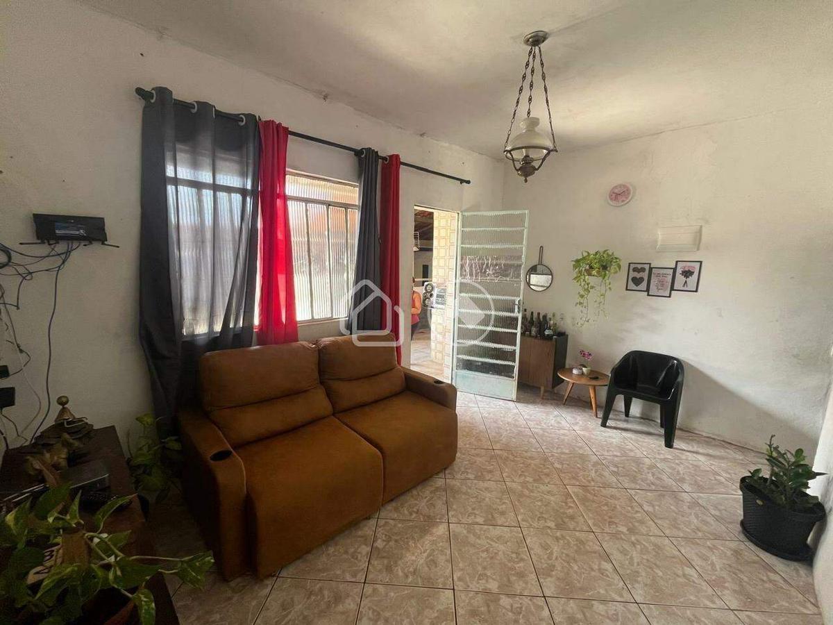 Casa, Palmeiras, 3 Quartos, 5 Vagas, 2 Suítes