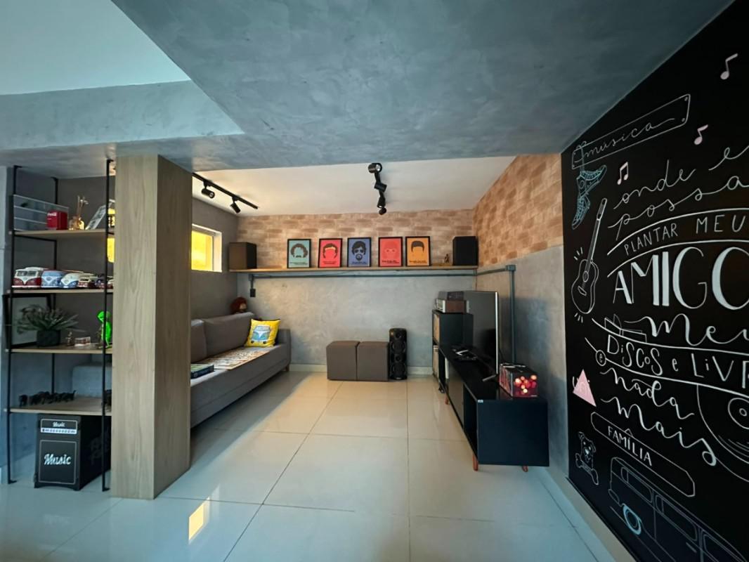 Casa, Paquetá, 3 Quartos, 2 Vagas, 1 Suíte